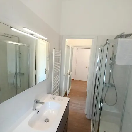 Helios Appartement *